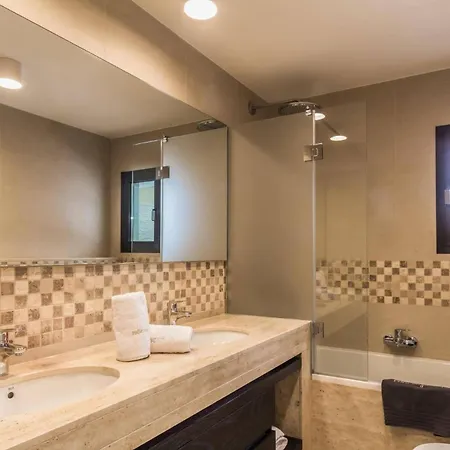 ヴィラ Lugano By *